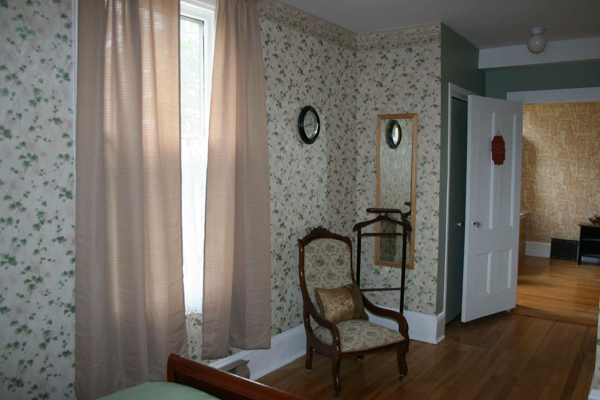 Sackville Bed And Breakfast エクステリア 写真